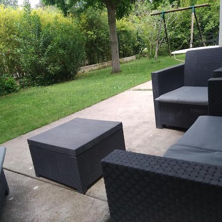 Studio En Rez-De-Jardin Dans La Verdure Apartment เอ็ก-ซอง-โพรวองซ์ ภายนอก รูปภาพ